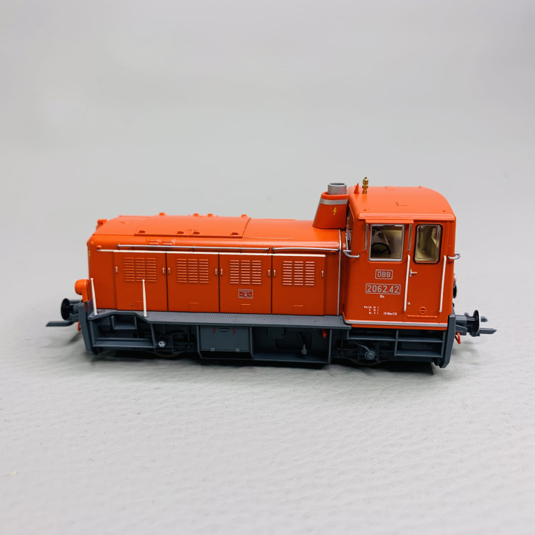 Locomotive diesel série 2062, ÖBB, Ep III - IV, attelages digital, digital son - ROCO 72005 - HO 1/87