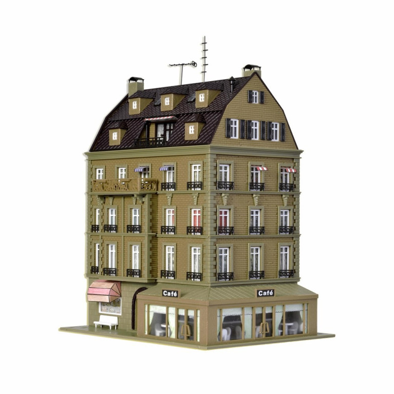 Maison de ville avec café en angle et éclairage -HO-1/87-VOLLMER 43783