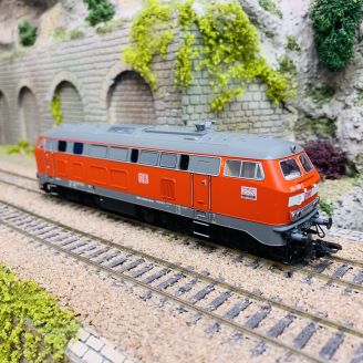 Locomotive diesel série 218, DB, Ep VI digital son - TRIX 25499 - HO 1/87