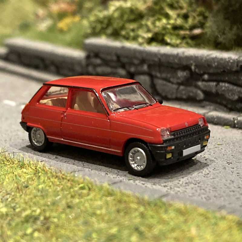 Renault 5 Alpine turbo rouge 1982 - SAI / PCX87 7229 - 1/87