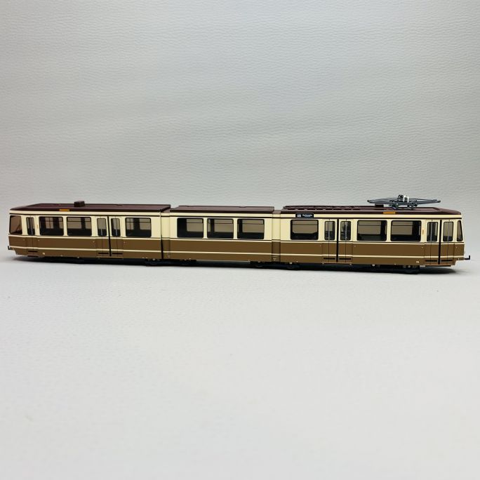 Tramway type N8 livrée marron/beige, Dortmund,Ep IV, Digital son - RIVAROSSI HR2944HM - HO 1/87