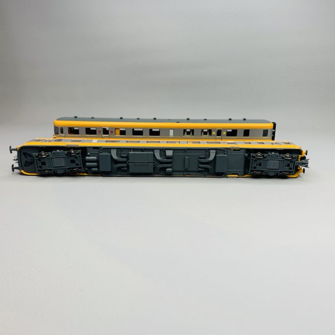 Rame RGP 2 - X 2702, Orange 432 et Alu, Bordeaux, SNCF, Époque IV - REE MB174 - H0 1/87