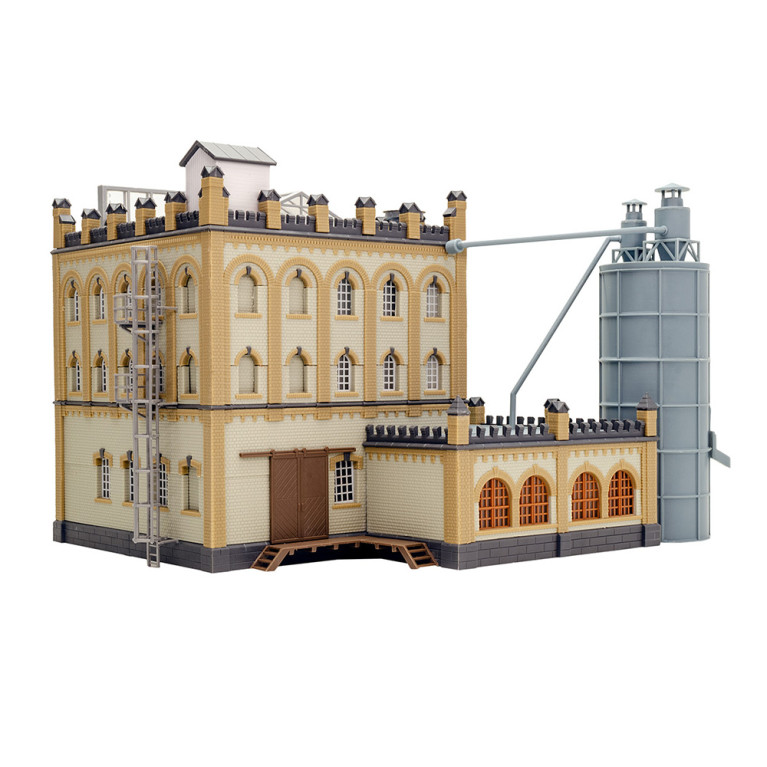 Grande usine de jouets en bois avec silo d'aspiration - KIBRI 39806 - HO 1/87