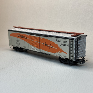 Boxcar, wagon couvert Western Pacific, USA, 3R AC - MARKLIN 4571 - H0 1/87  - DEP280-353