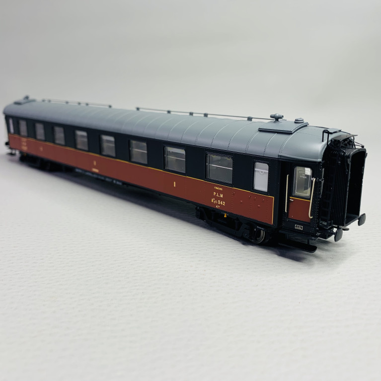 Voiture voyageur OCEM RA, P.L.M, Ep II - ModelsWorld MW40917 - HO 1/87