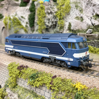 Locomotive diesel A1A-A1A 68050, SNCF, Ep IV - ROCO 70460 - HO 1/87