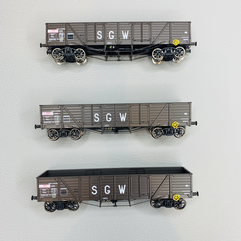 3 wagons TP Tombereau SGW, SNCF, Ep III - REE WB854 - HO 1/87