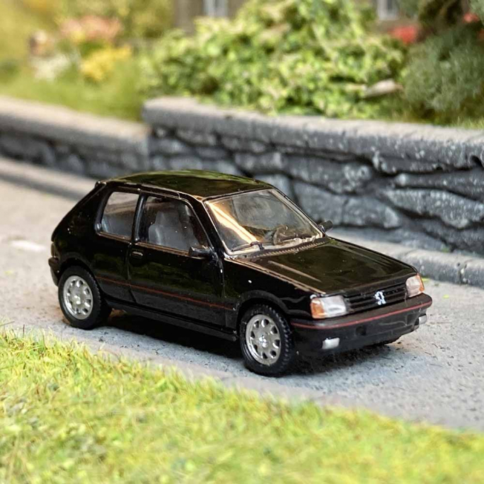 Peugeot 205 GTI, 1.9l, noir Onyx - SAI / PCX87 6312 - 1/87