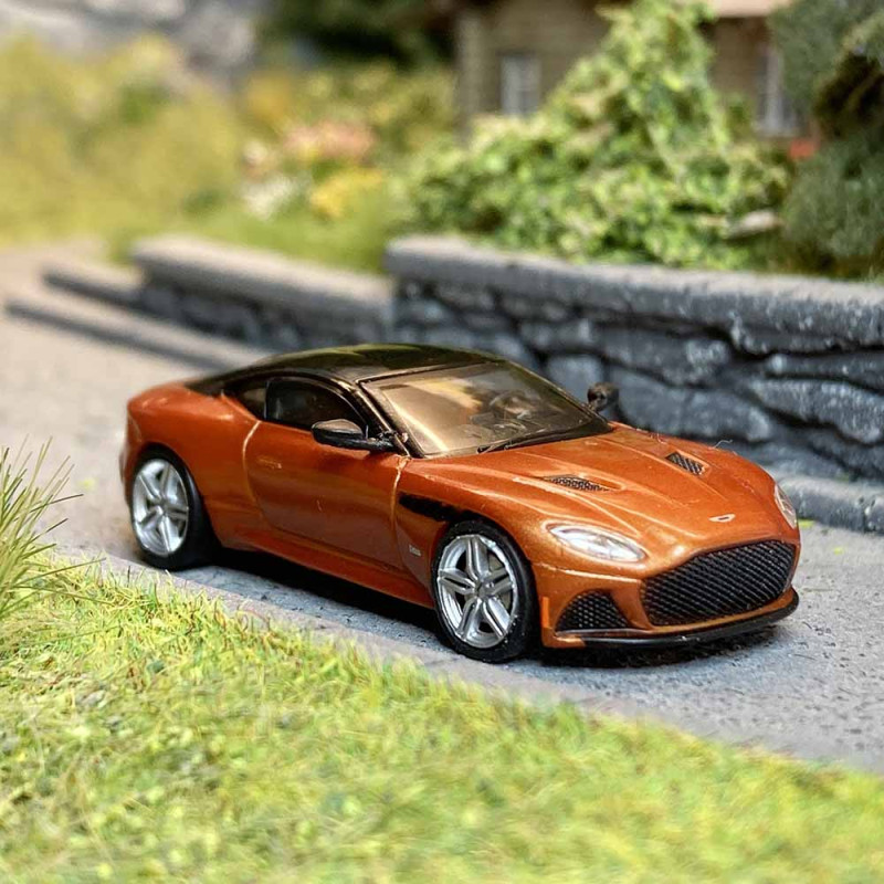 Aston Martin DBS Superleggera cuivre métallisé, 2019 - PCX 870679 - HO 1/87