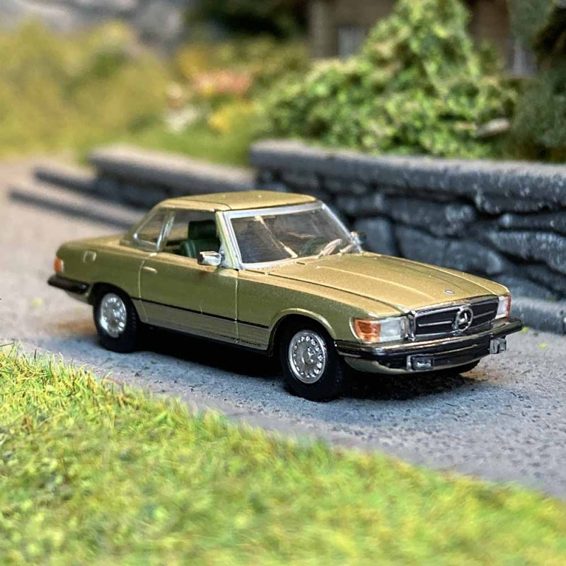 Mercedes SL (R107) vert lumière métallisé, 1971 - PCX 870482 - HO 1/87