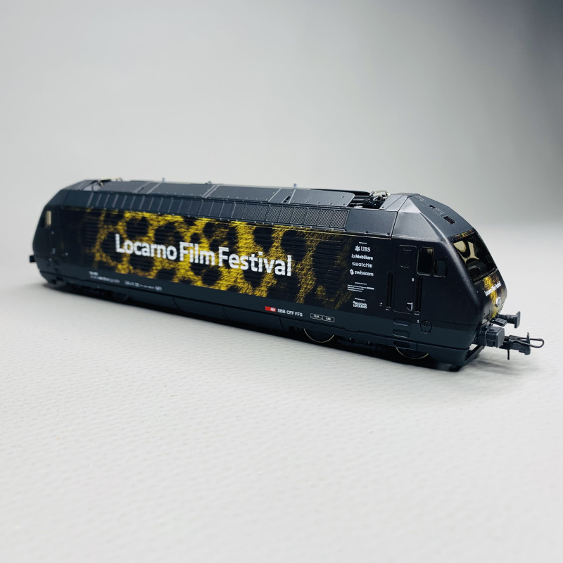 Locomotive électrique Re 460 072-2 «Locarno», CFF, Ep VI, 3R Digital son - ROCO 7520020 - HO 1/87
