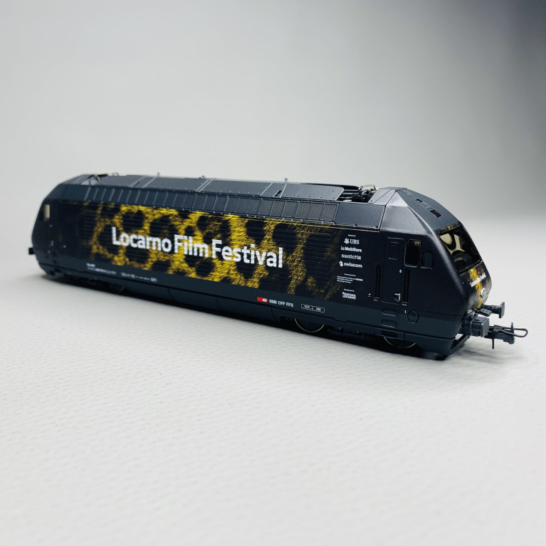 Locomotive électrique Re 460 072-2 «Locarno», CFF, Ep VI, 3R Digital son - ROCO 7520020 - HO 1/87