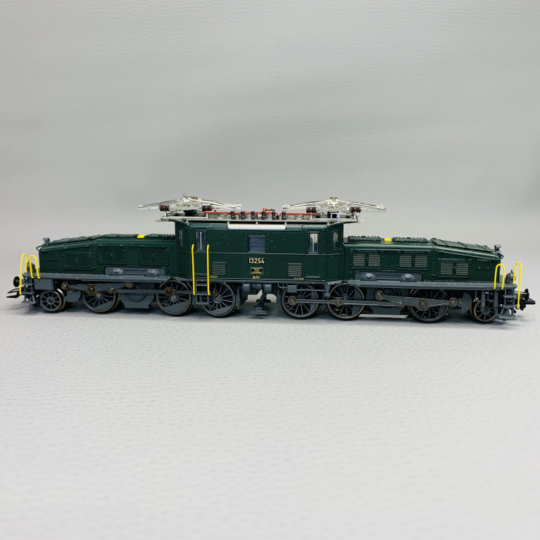 Locomotive électrique série Be 6/8 II "Crocodile", CFF (SBB), Ep III, Digital Son 3R - MARKLIN 39596 - HO 1/87