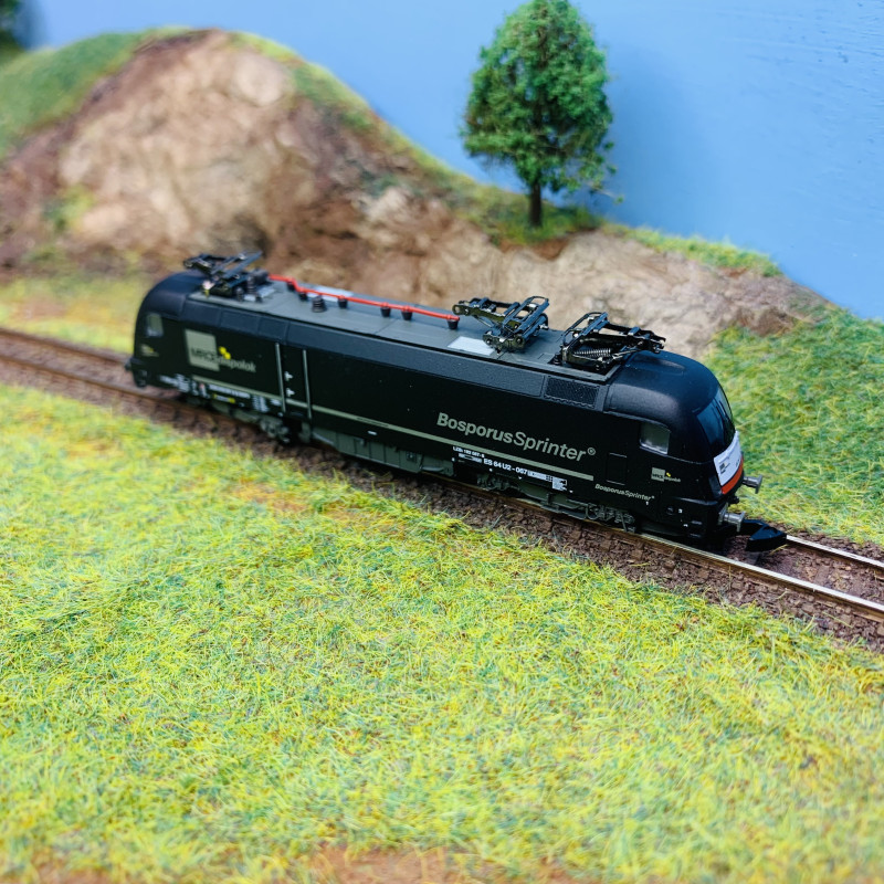 Locomotive électrique pour modélisme ferroviaire à l'échelle Z