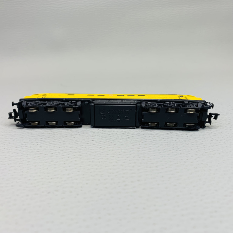 Locomotive diesel 233 493-6, DB, Ep VI - ARNOLD HN2601 - N 1/160