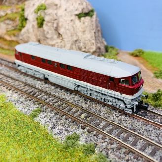 Locomotive diesel 142 002-5, DR, Ep IV - ARNOLD HN2600 - N 1/160