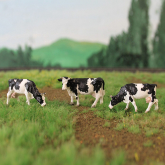 3 vaches Holstein, noir et blanche - VAN PETERGEM SCENARY HVPS220 - HO 1/87