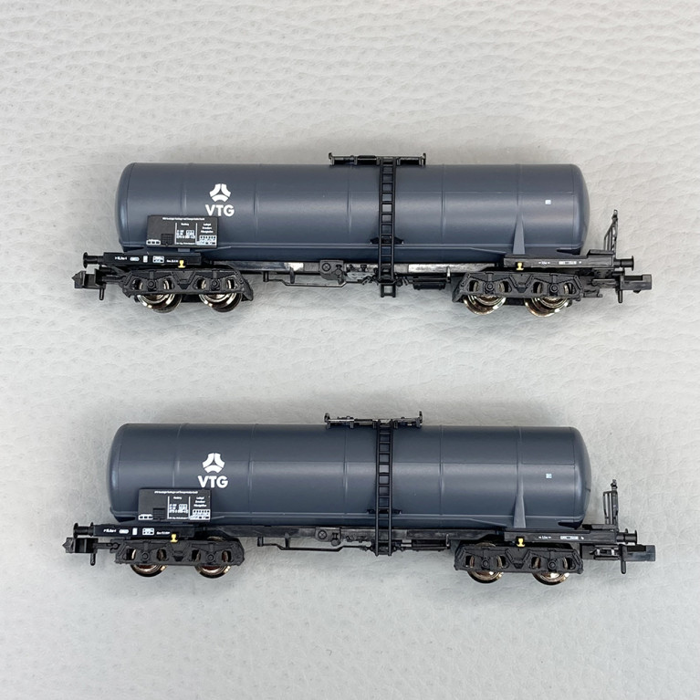 2 wagons citernes Uahs "VTG", DB, Ep IV - FLEISCHMANN 825820 - N 1/160