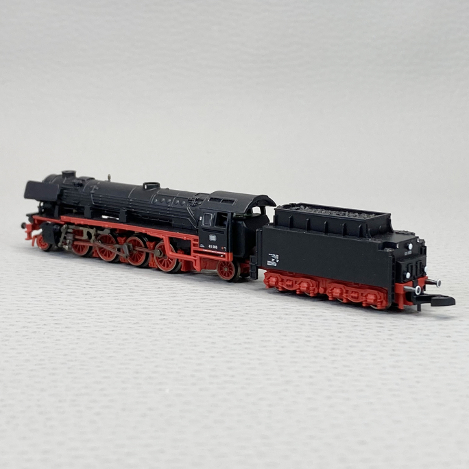Locomotive vapeur BR 41 069, DB, Ep III - MARKLIN 88277 - Z 1/220