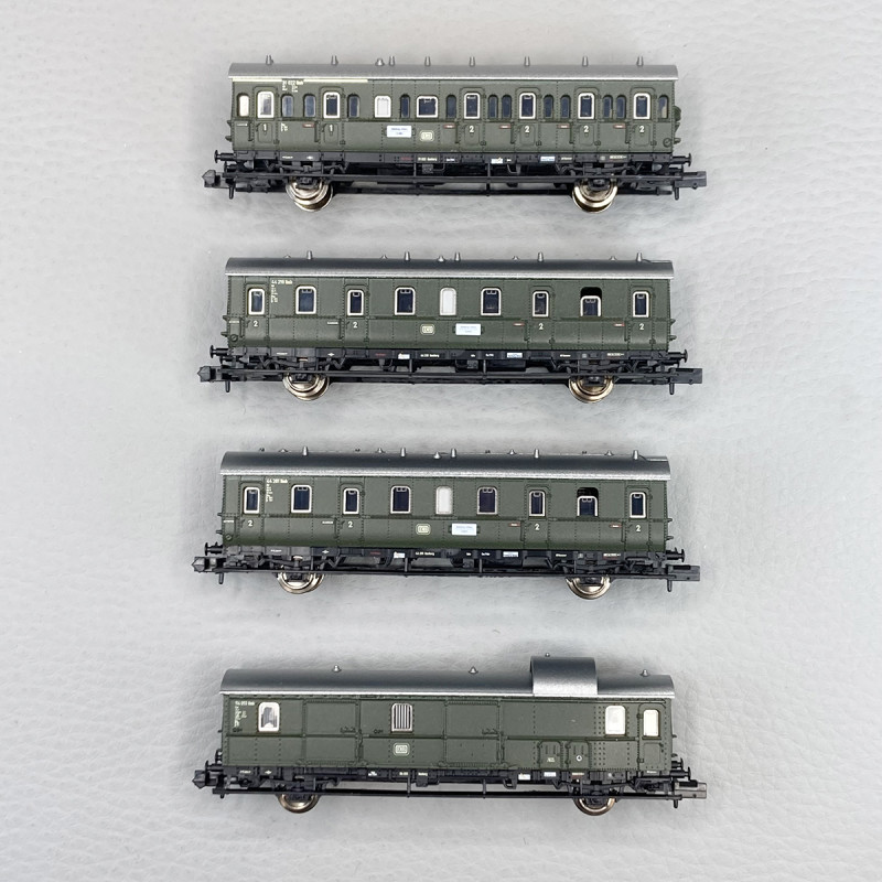 Rame 4 éléments, transport banlieue Hambourg, DB, Ep III - MINITRIX 18724 - N 1/160