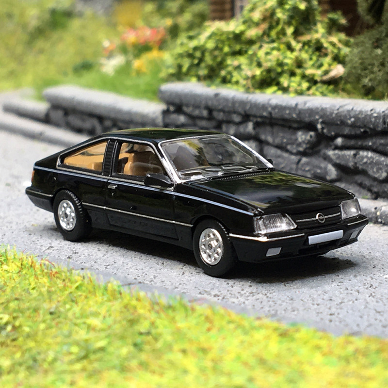 Opel Monza A2 GSE, Noir - PCX 870495 - 1/87