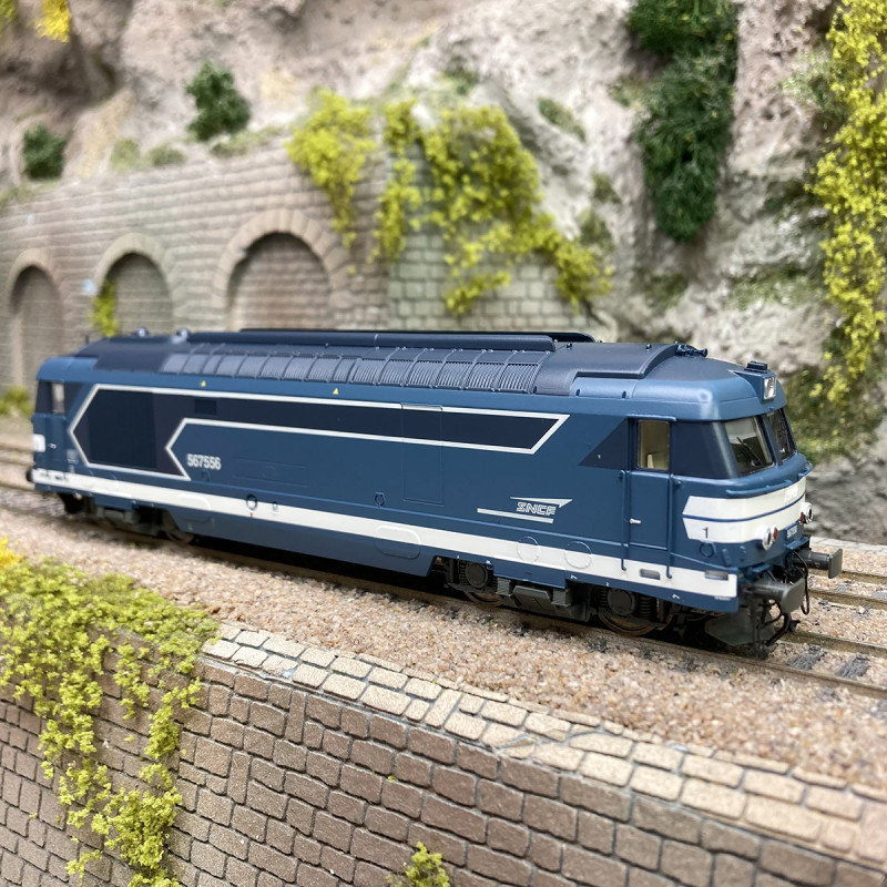 Locomotive diesel BB 567556, "Livrée bleue / logo Casquette" Sncf, Ep V - JOUEF HJ2446 - HO 1/87