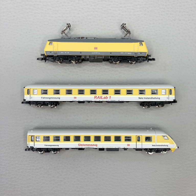 Train de mesure, locomotive BR 120, wagon mesure + voiture pilote, DB, Ep VI - MARKLIN 81528 - Z 1/220