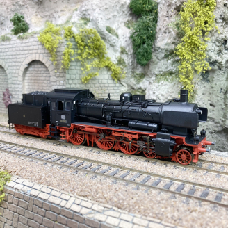 Locomotive vapeur BR 78 1002 à tender court, DB, Ep III, Digital Son + fumée - TRIX 22892 - HO 1/87