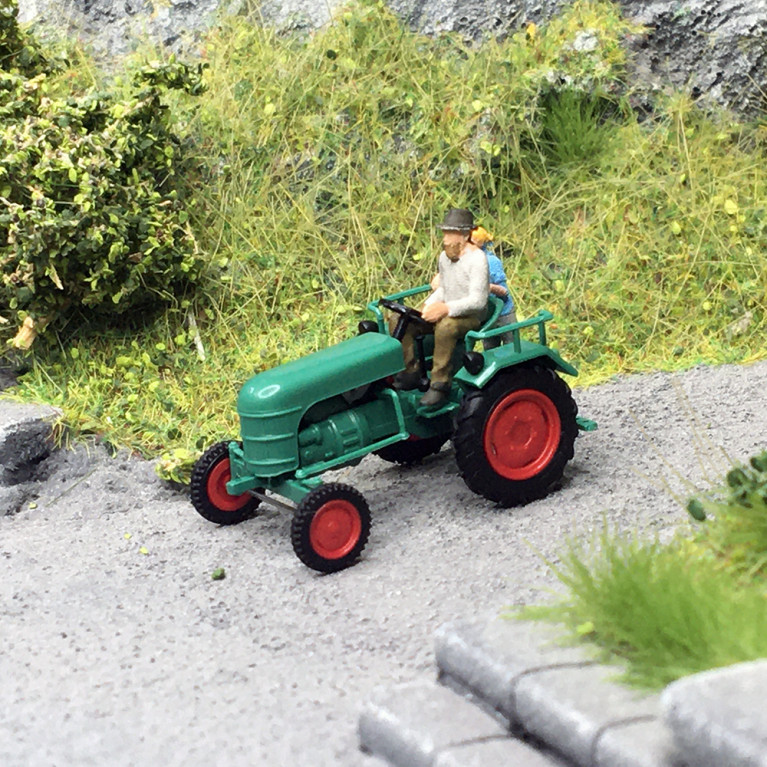 Tracteur Kramer KL 11, bleu vert - BUSCH 40072 - HO 1/87