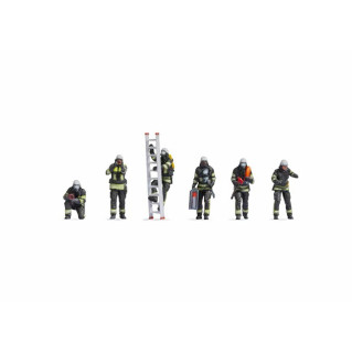 Noch 15021 Pompiers Figurine H0 Colorée - Accessoire Modélisme Train Échelle 1:87