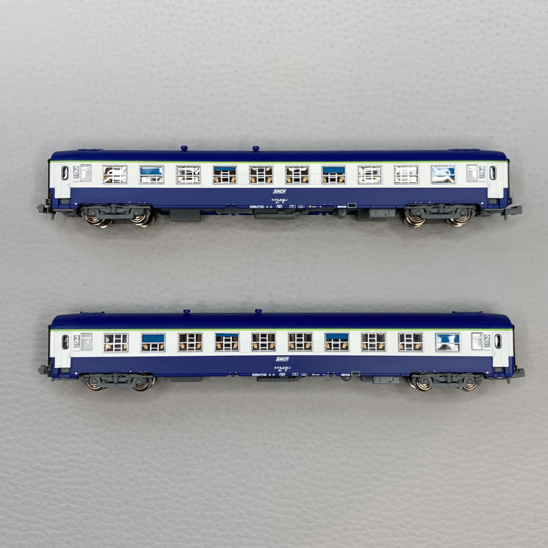 2 voitures couchettes UIC Y, B9C9x, livrée TEN, logo encadré blanc, SNCF, Ep IV - REE NW-189 - N 1/160