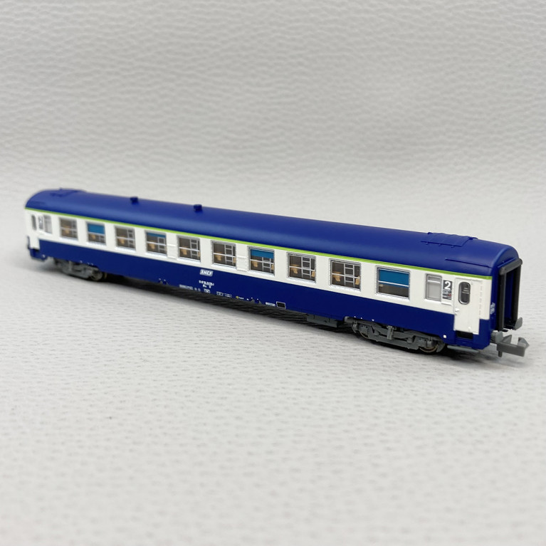 Voiture couchettes UIC Y, B9C9x, livrée TEN, logo encadré blanc, SNCF, Ep IV - REE NW-190 - N 1/160