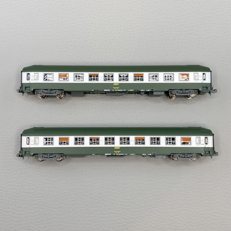 2 voitures couchettes UIC Y, B9C9x, livrée C160, logo encadré jaune, SNCF, Ep IV - REE NW-191 - N 1/160