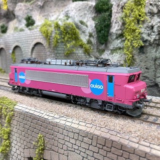 Locomotive électrique Ls Models BB 22240 SNCF - Livrée OUIGO, époque VI, HO