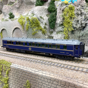 Voiture lits 3431, WL SG, livrée 1956 "OSE", CIWL, Ep IIIc (éclairage) - LSMODELS 49141 - HO 1/87