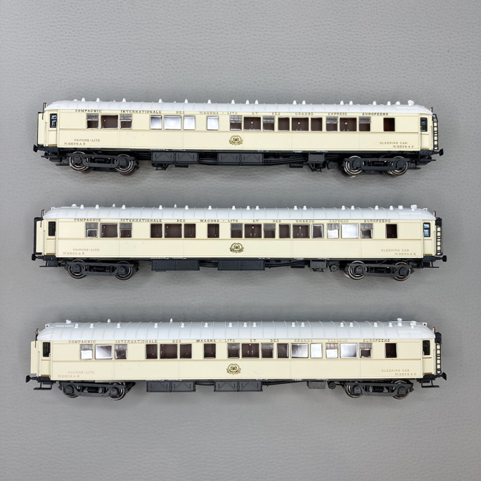 3 voitures lits, WL S1, livrée 1928 "Egyptienne", CIWL, Ep II et IIIa (éclairage) - LSMODELS 49139 - HO 1/87