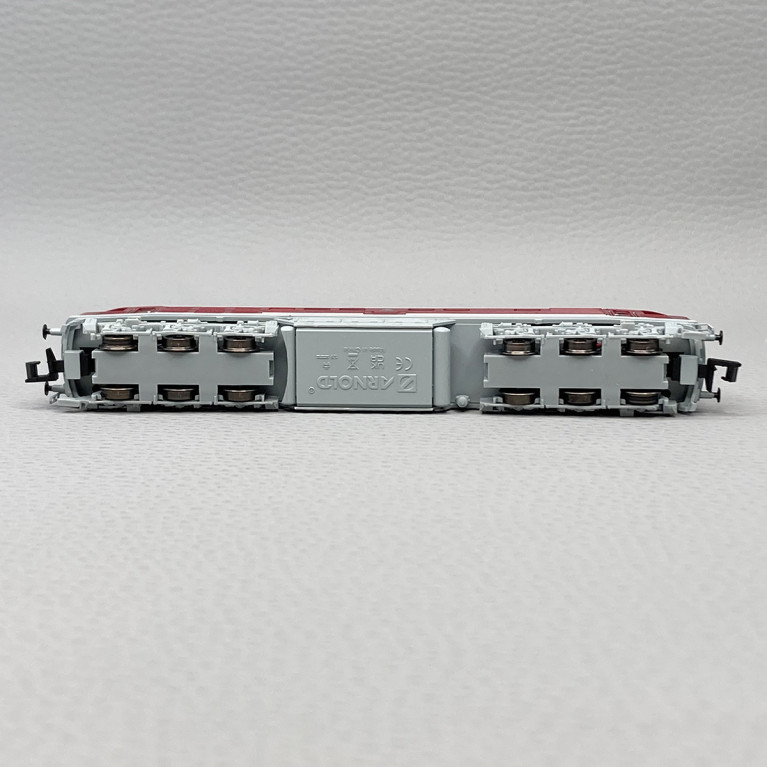 Locomotive diesel BR 142 002-5, DR, Ep IV, digital son - ARNOLD HN2600S - N 1/160