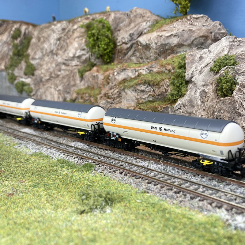 3 wagons citernes Zags, "EVA et DSM Holland", DB, Ep V - FLEISCHMANN 849119 - N 1/160
