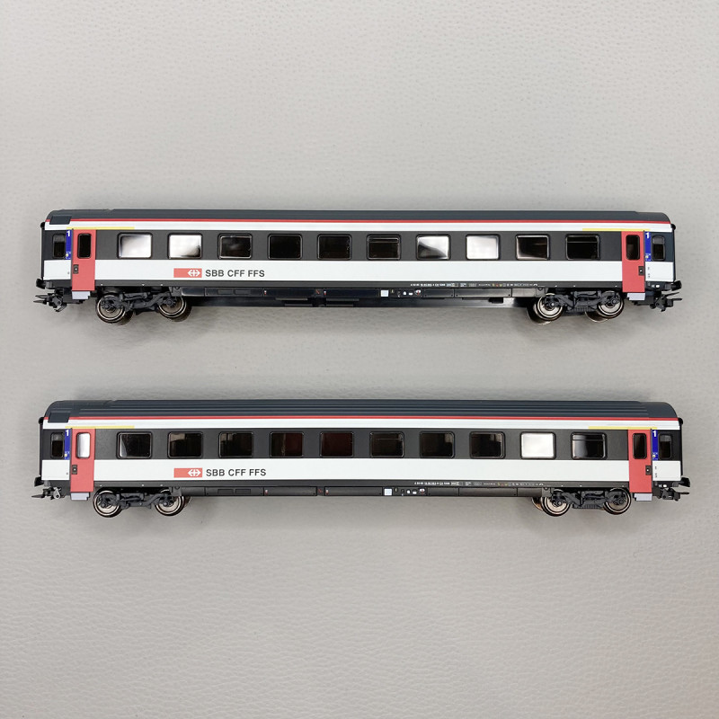 2 voitures unifiées EW IV A, 1CL, InterCity, CFF/SBB/FFS, EP VI - MARKLIN 42154 - HO 1/87