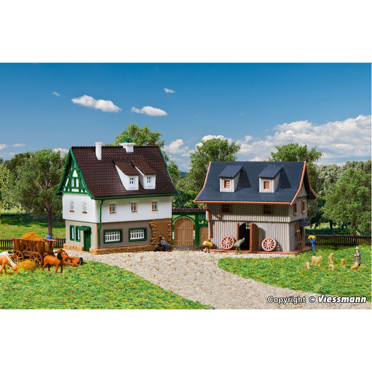 Ferme avec grange et portail de cour - Vollmer 49540 - Z 1/220