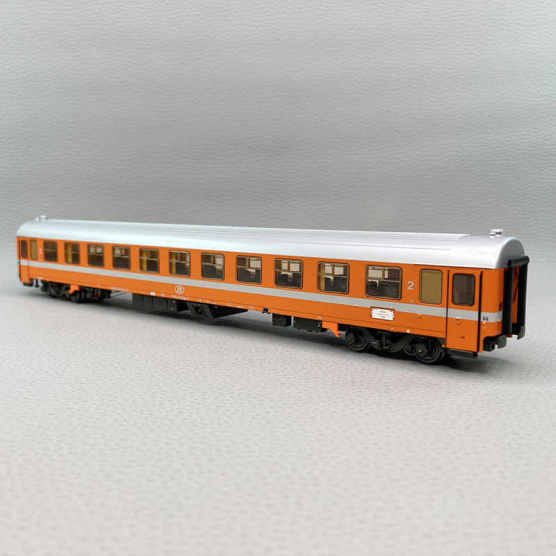 Voiture I10 B11, 2CL, livrée C1, "Eurofima" SNCB, Ep IVb - LSMODELS 42374 - HO 1/87