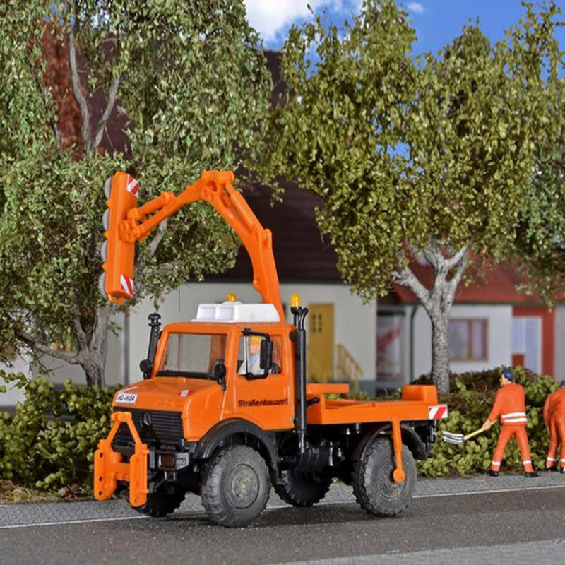 Camion Unimog avec débroussailleuse sur bras télescopique  -HO-1/87-KIBRI 15004