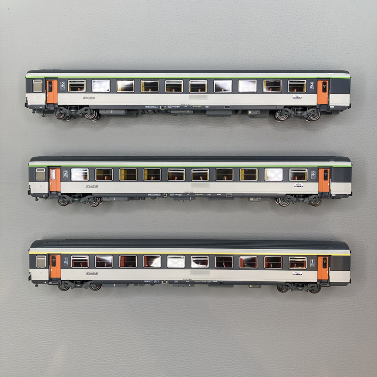 Rame 7 voitures, train Express "Vauban", SNCF, SNCB, Ep IV - LSMODELS MW2007 - HO 1/87
