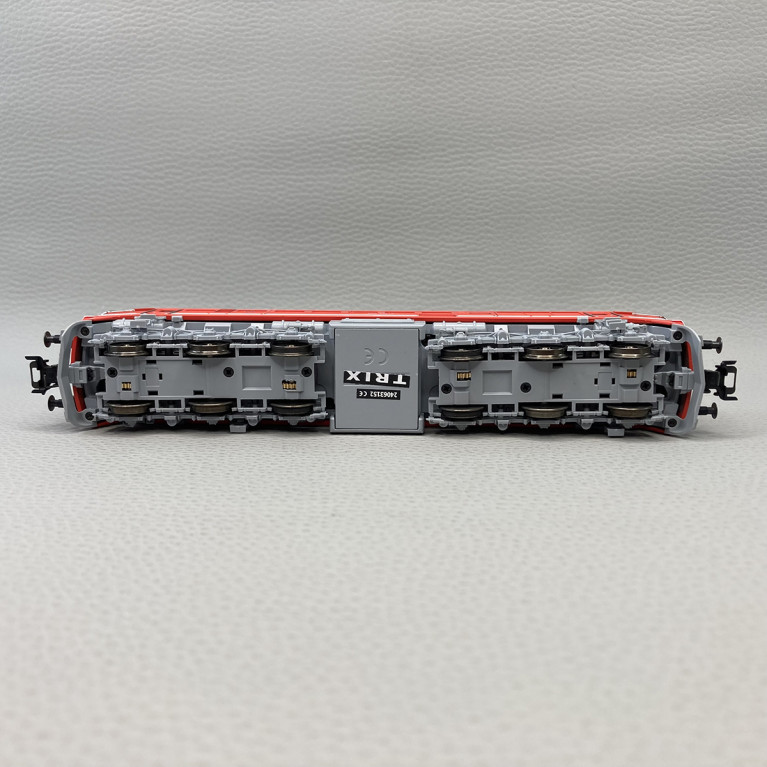 Locomotive diesel BR 220 274-5, DB AG, Ep V, Digital Son - TRIX 25201 - HO 1/87