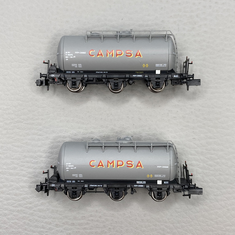 2 wagons citernes, 3 essieux, "CAMPSA", RENFE, Ep III - ARNOLD HN6674 - N 1/160