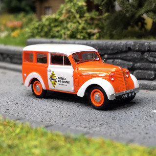Miniature Renault JUVAQUATRE Break Pompier Avec échelle - REE CB-204 - Échelle HO 1:87 - Neuf