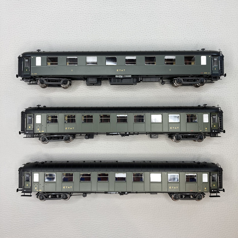 3 voitures OCEM, 2 x RA 2CL + PL 1CL, marquage ETAT, châssis toit noir, ETAT,  Ep IIb - LSMODELS 40935 - HO 1/87