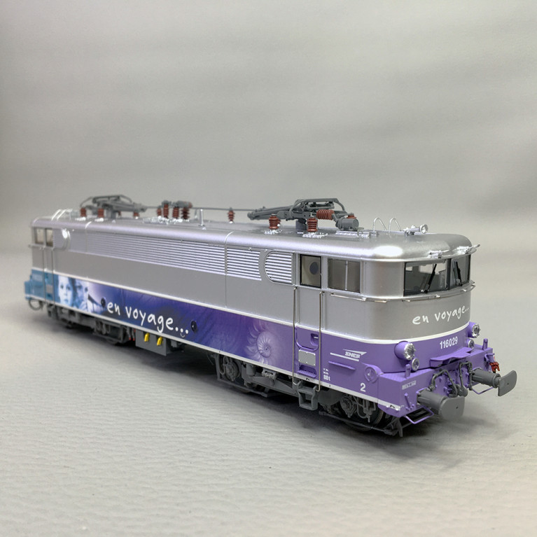 Locomotive électrique BB 16029 livrée "En voyage" Achères SNCF Ep. V/VI, DCC, digital son - REE MB-201 S - HO 1/87