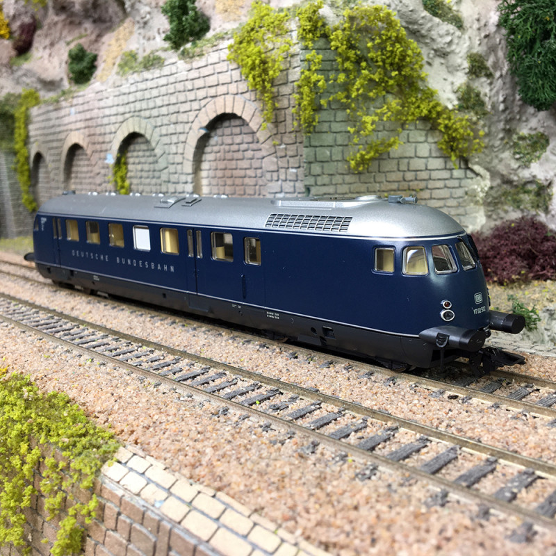 Veicolo Ferroviario Treno Salone Serie VT 92.5 DB – Modello Digitale Mfx+ In Metallo, Scala H0, Con Luci E Suoni