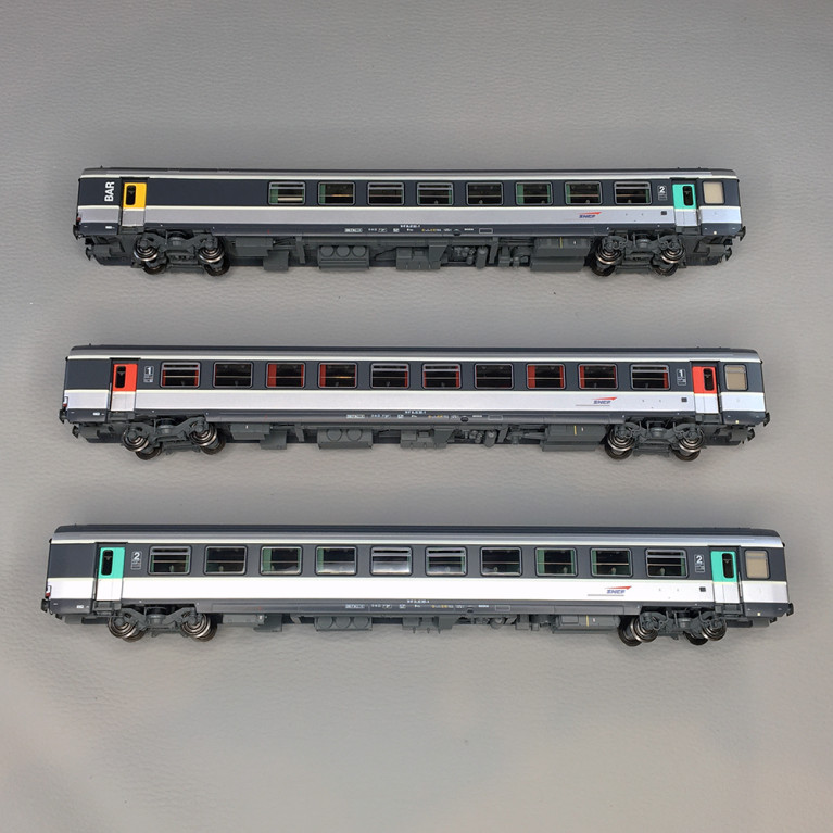 Coffret 3 voitures corail 41 215 Vtu Ep. V, SNCF - Lsmodels 41215 - HO 1/87